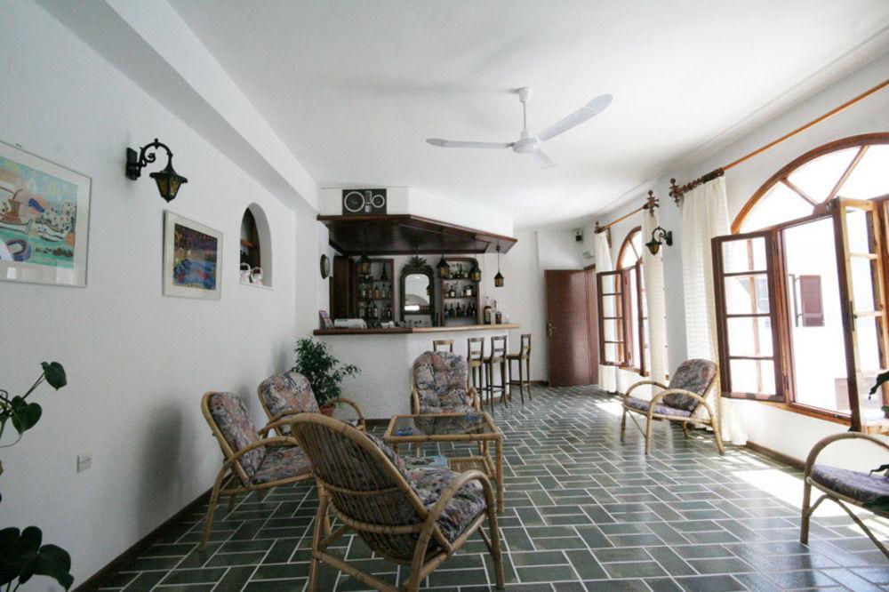 Atlantis Hotel Nausa