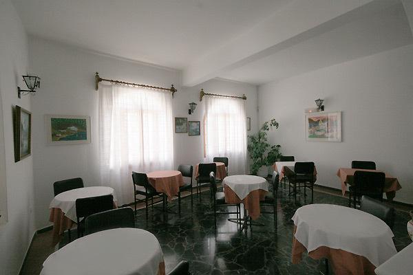 Hotel Atlantis Naousa (Paros)